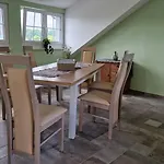 Rosenberghof アパート ヒレスハイム
